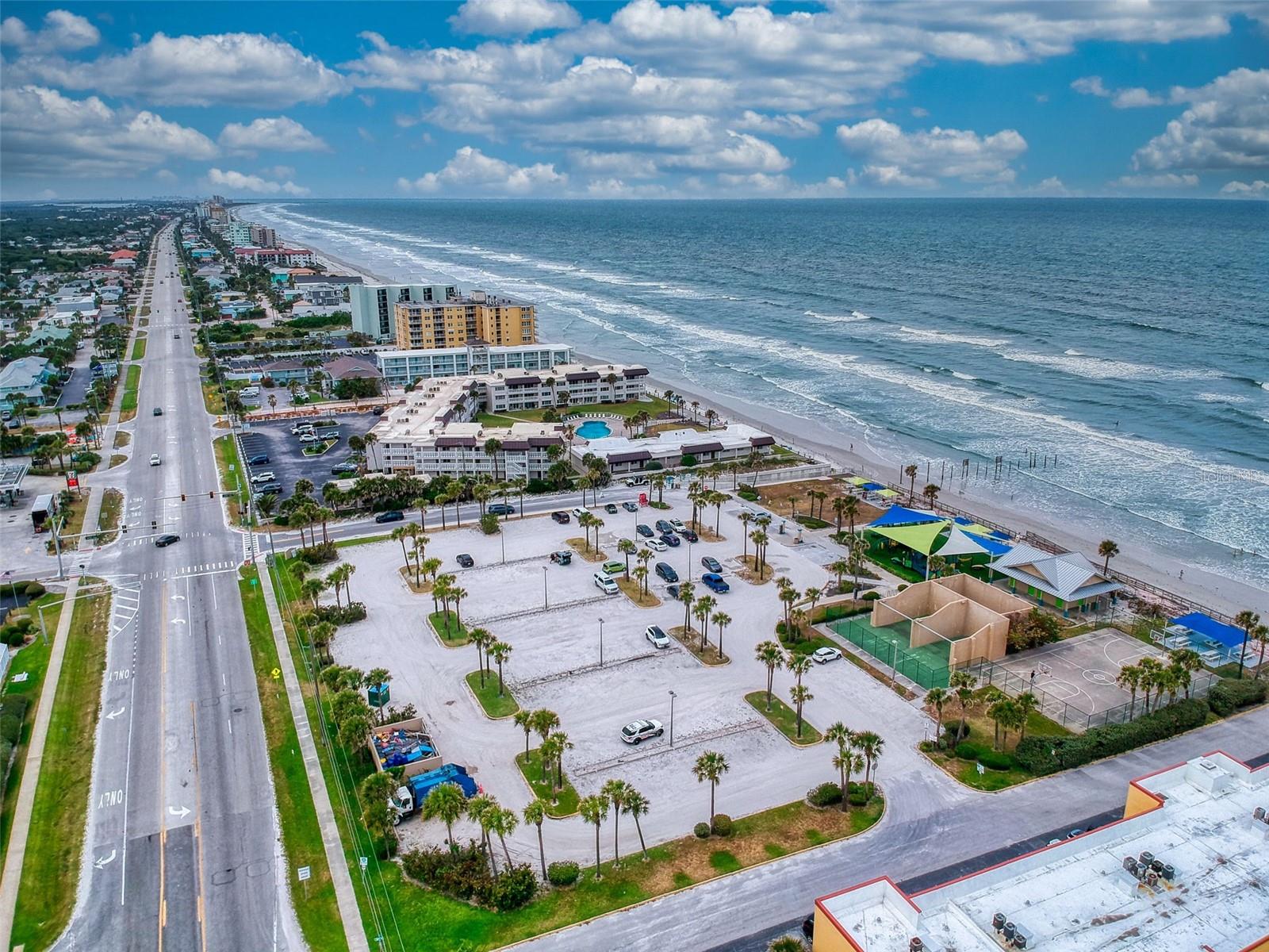 MARINERS COVE CONDO - Residential