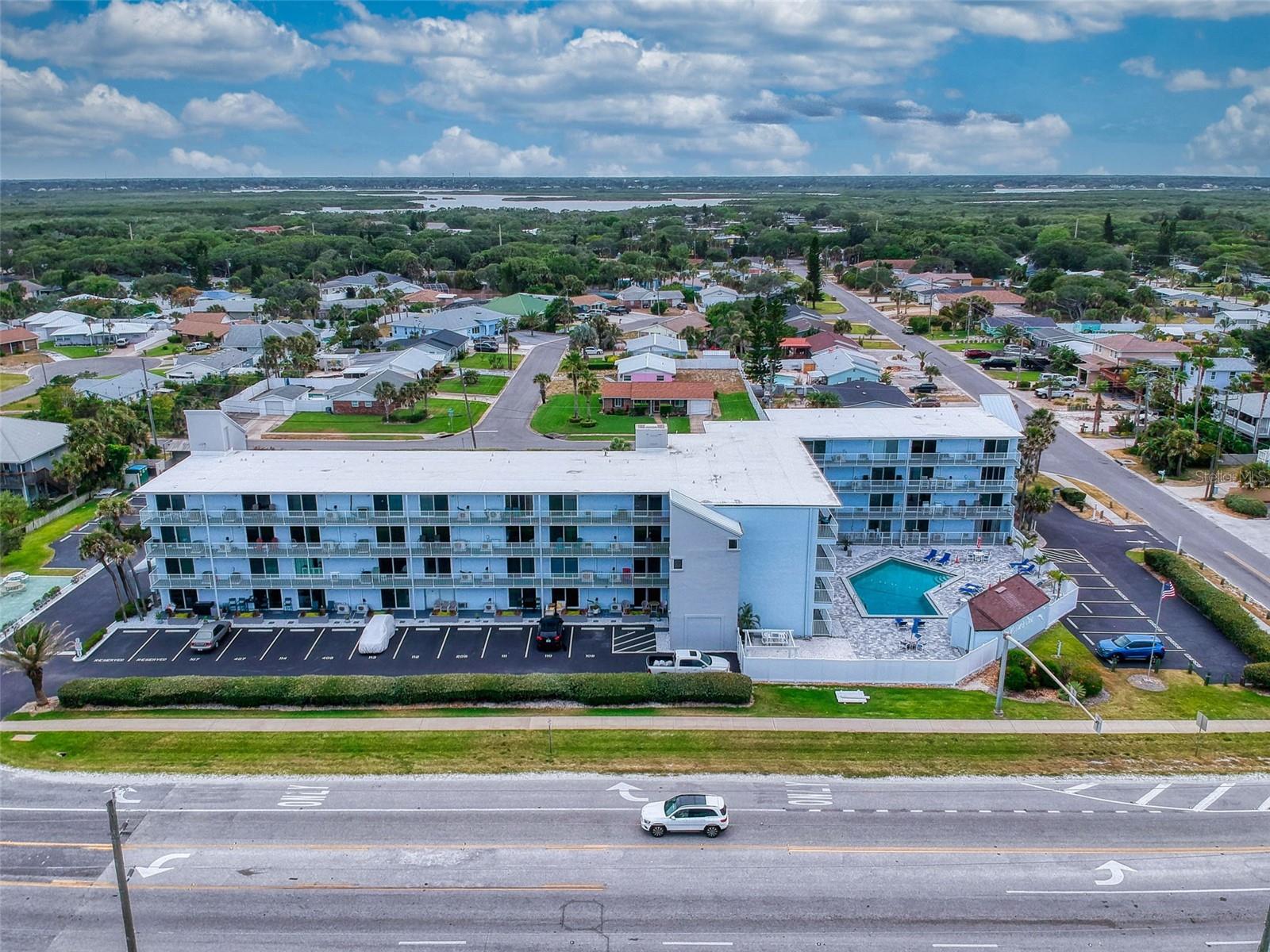 MARINERS COVE CONDO - Residential