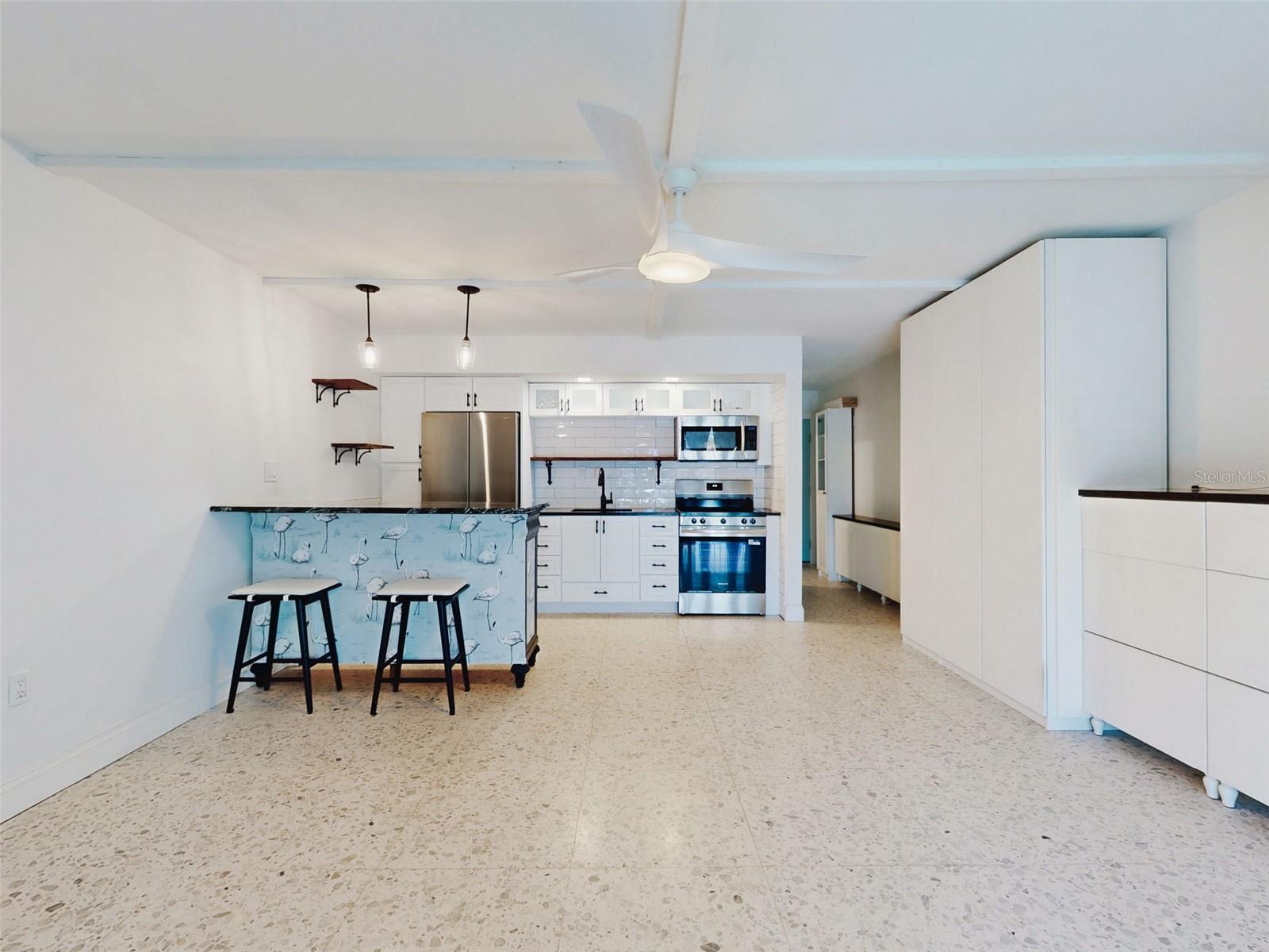 MARINERS COVE CONDO - Residential