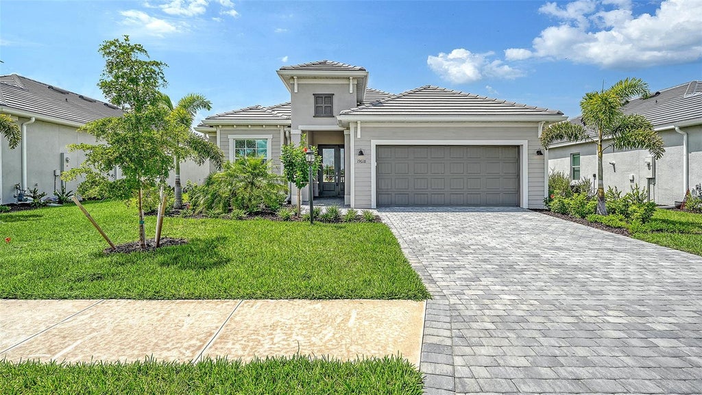 Photo of 19618 Conch Drive, Lakewood Ranch, FL 34211 (MLS # A4705311)