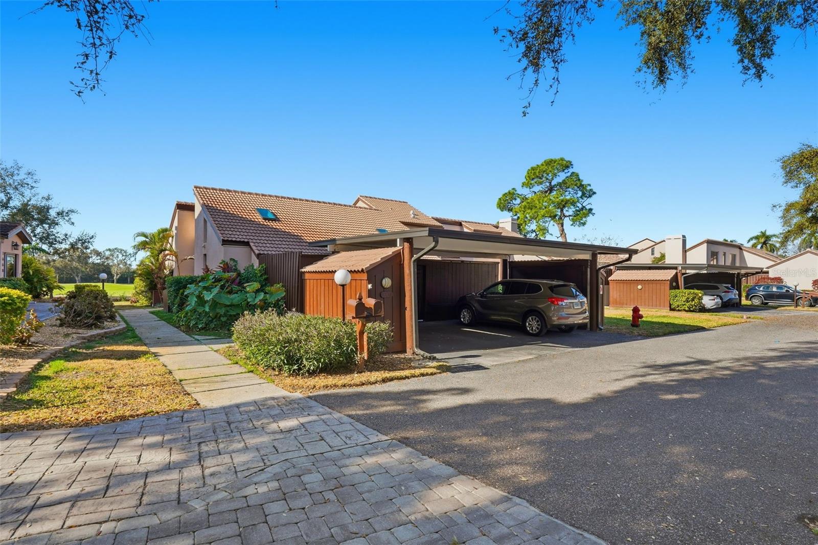 PELICAN CREEK VILLAGE CONDO - Residential