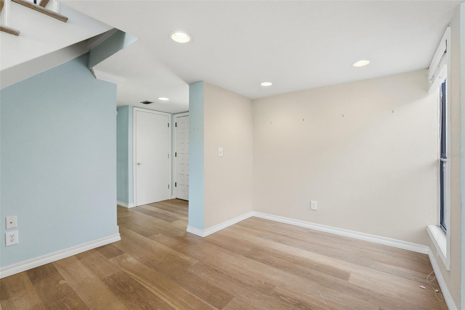 PELICAN CREEK VILLAGE CONDO - Residential