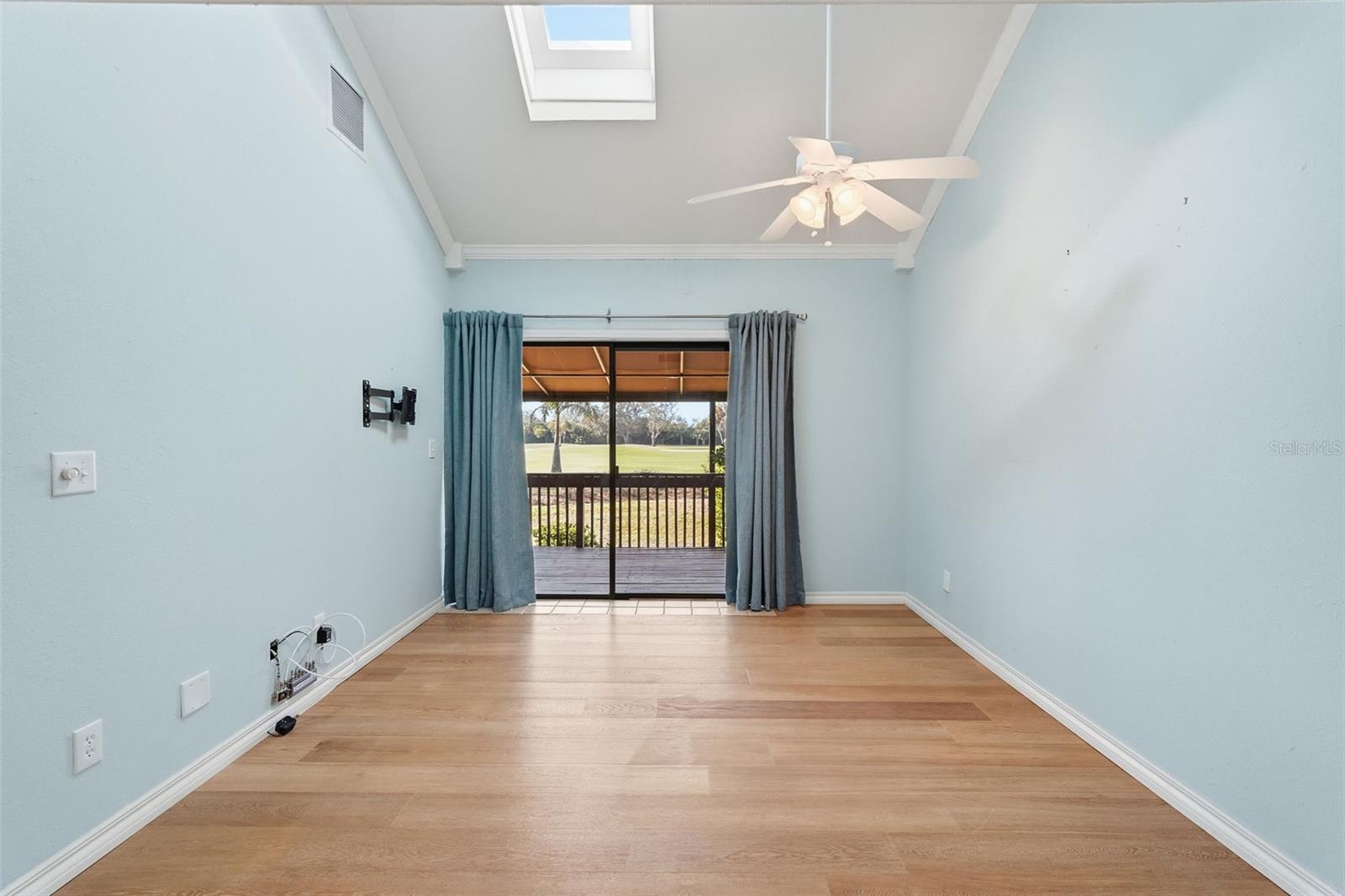 PELICAN CREEK VILLAGE CONDO - Residential