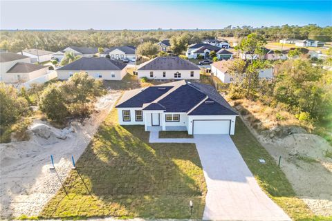 A home in POINCIANA