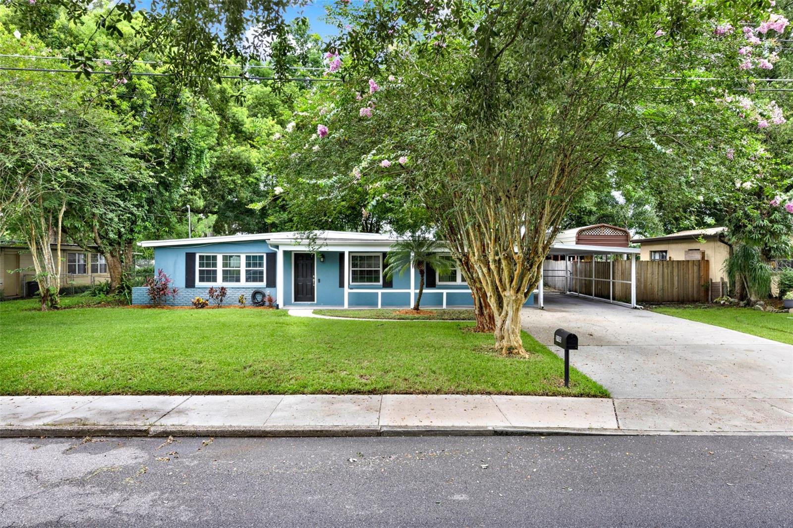 2900 TOURAINE AVENUE