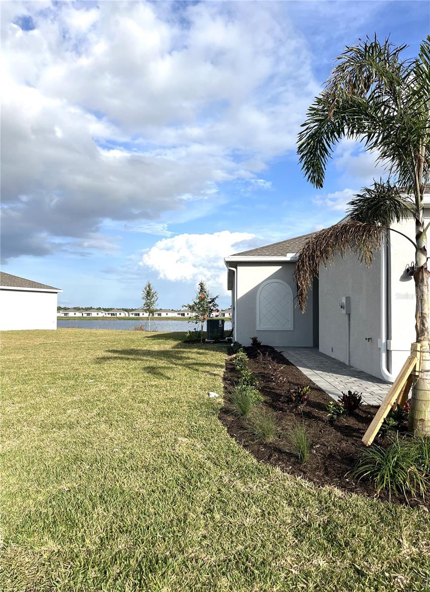 COCO BAY - Residential Lease