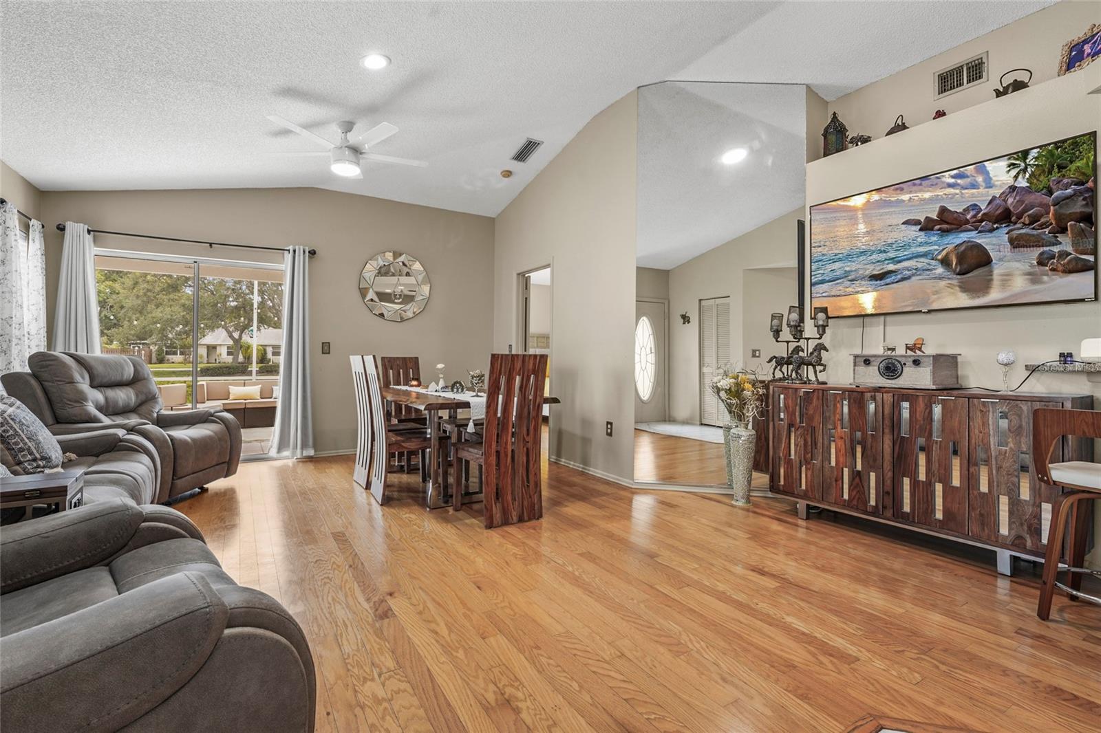 TREETOPS AT NORTH 40 - PLACID - Residential Lease