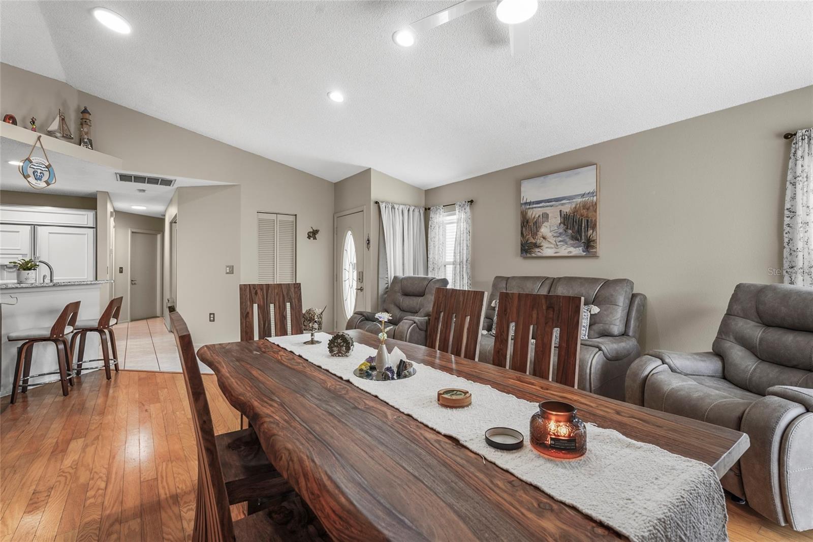 TREETOPS AT NORTH 40 - PLACID - Residential Lease