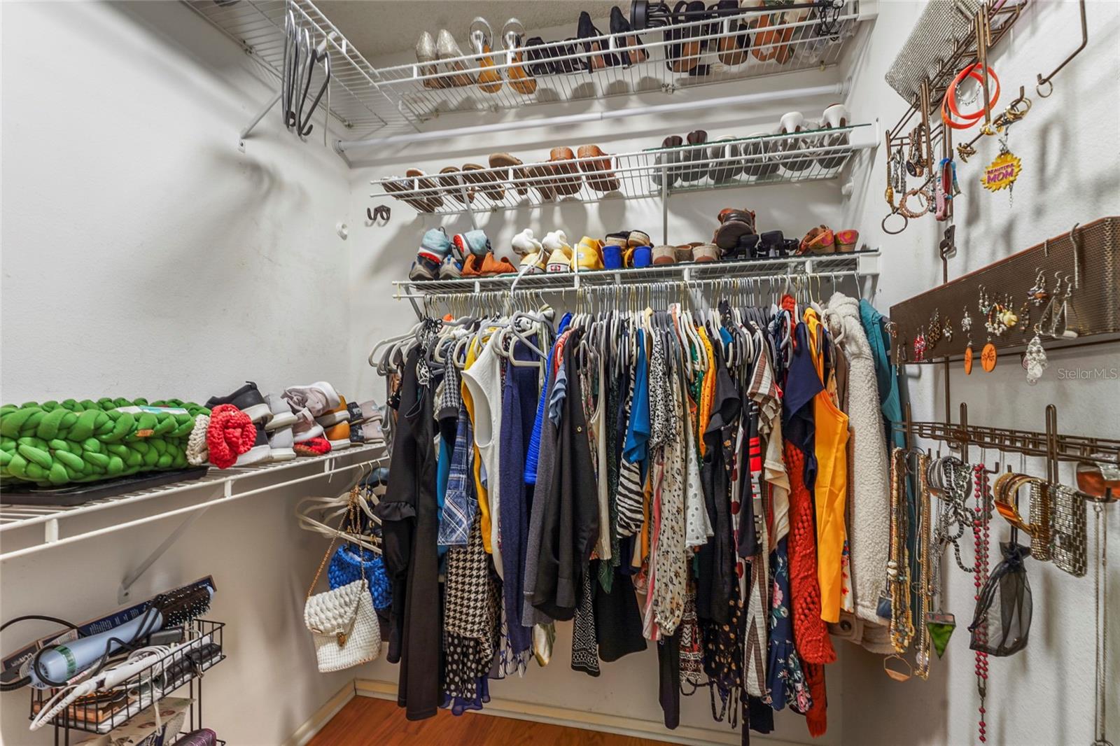 TREETOPS AT NORTH 40 - PLACID - Residential Lease