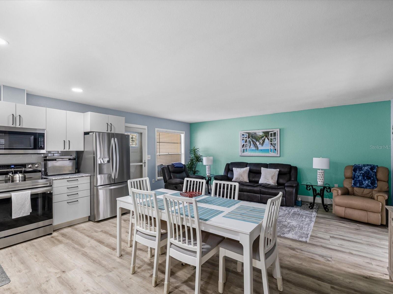 PARADISE POINTE WEST GR 05 - Residential