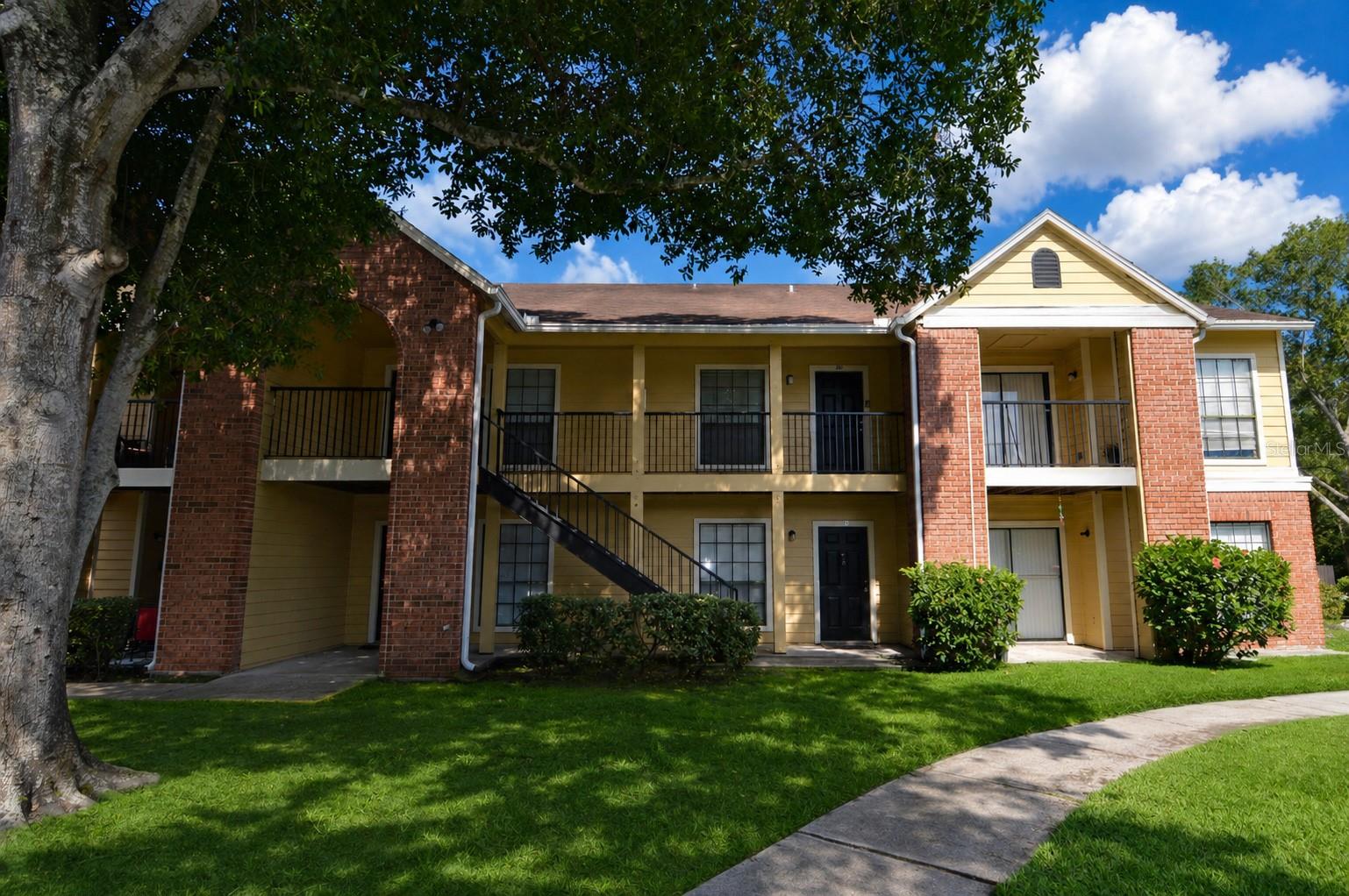 THE GRAND RESERVE CONDO - Residential Lease