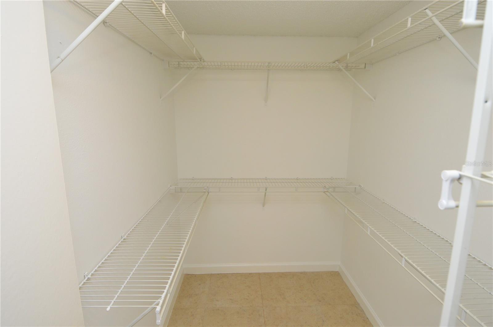 THE GRAND RESERVE CONDO - Residential Lease