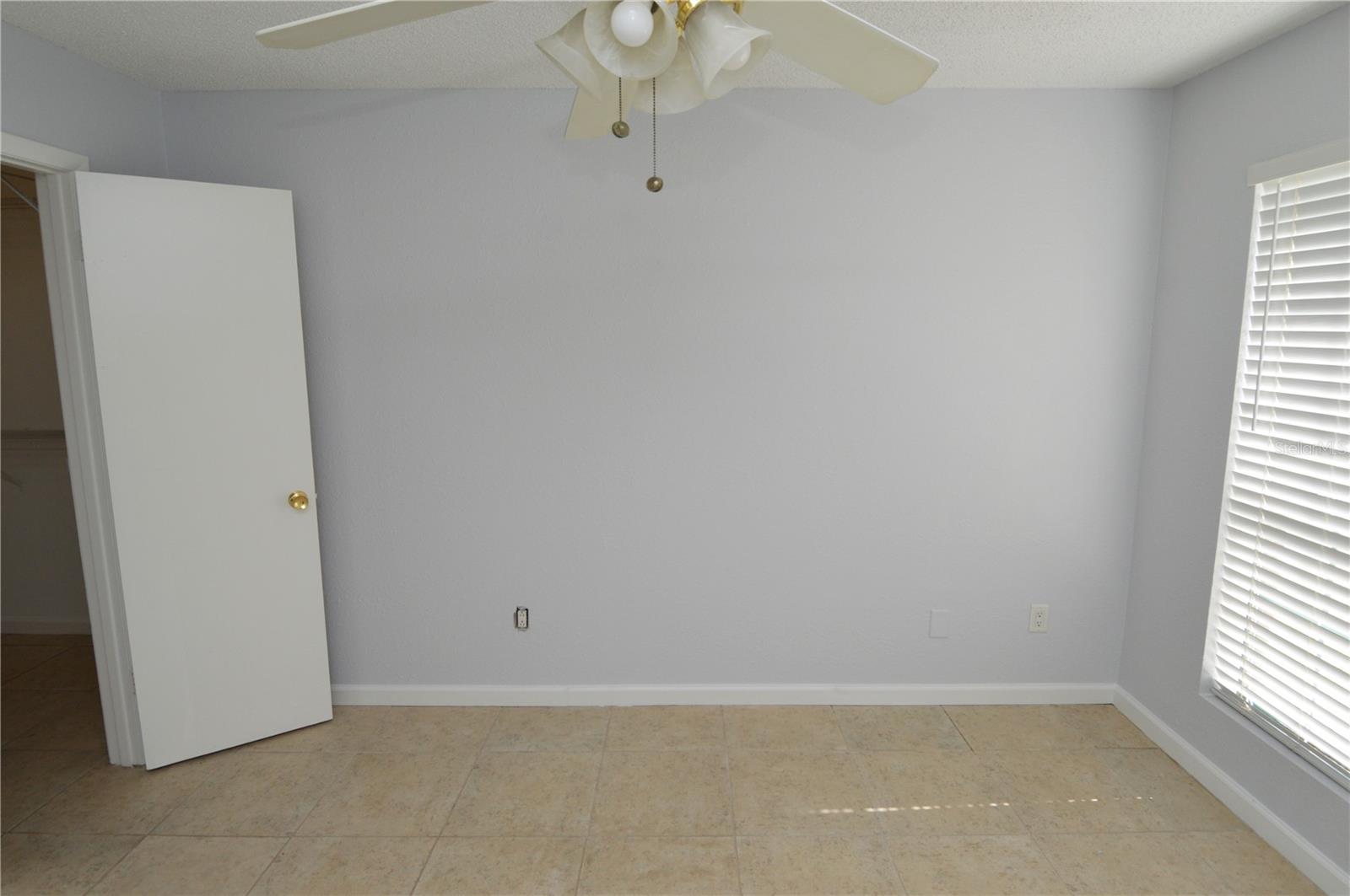THE GRAND RESERVE CONDO - Residential Lease
