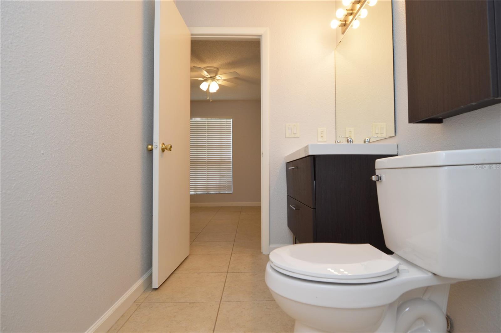 THE GRAND RESERVE CONDO - Residential Lease
