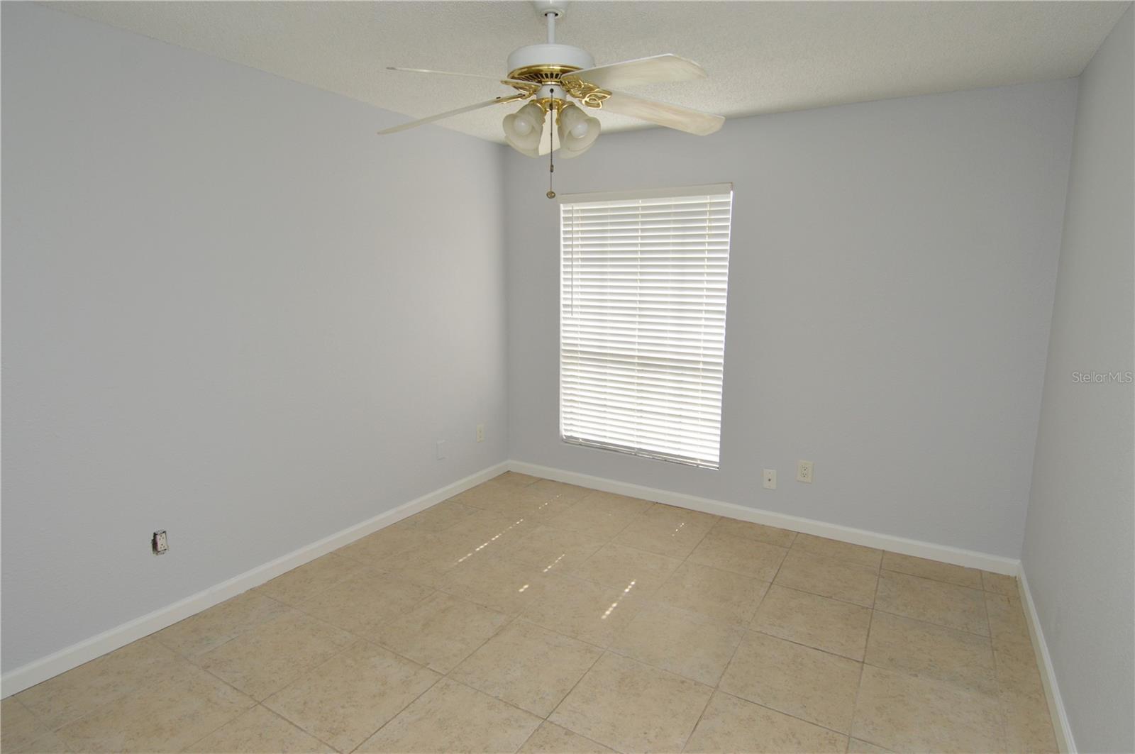 THE GRAND RESERVE CONDO - Residential Lease