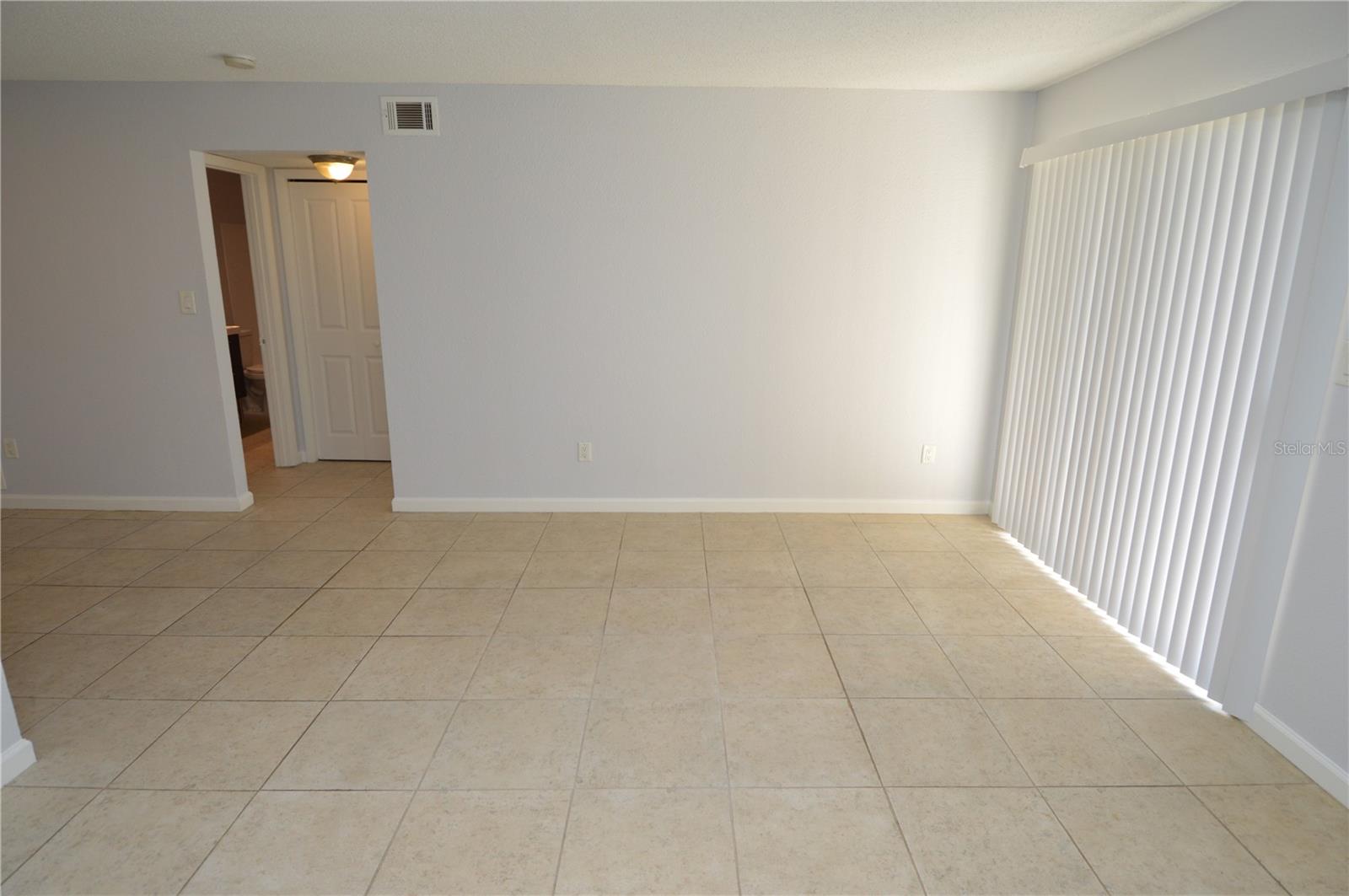 THE GRAND RESERVE CONDO - Residential Lease
