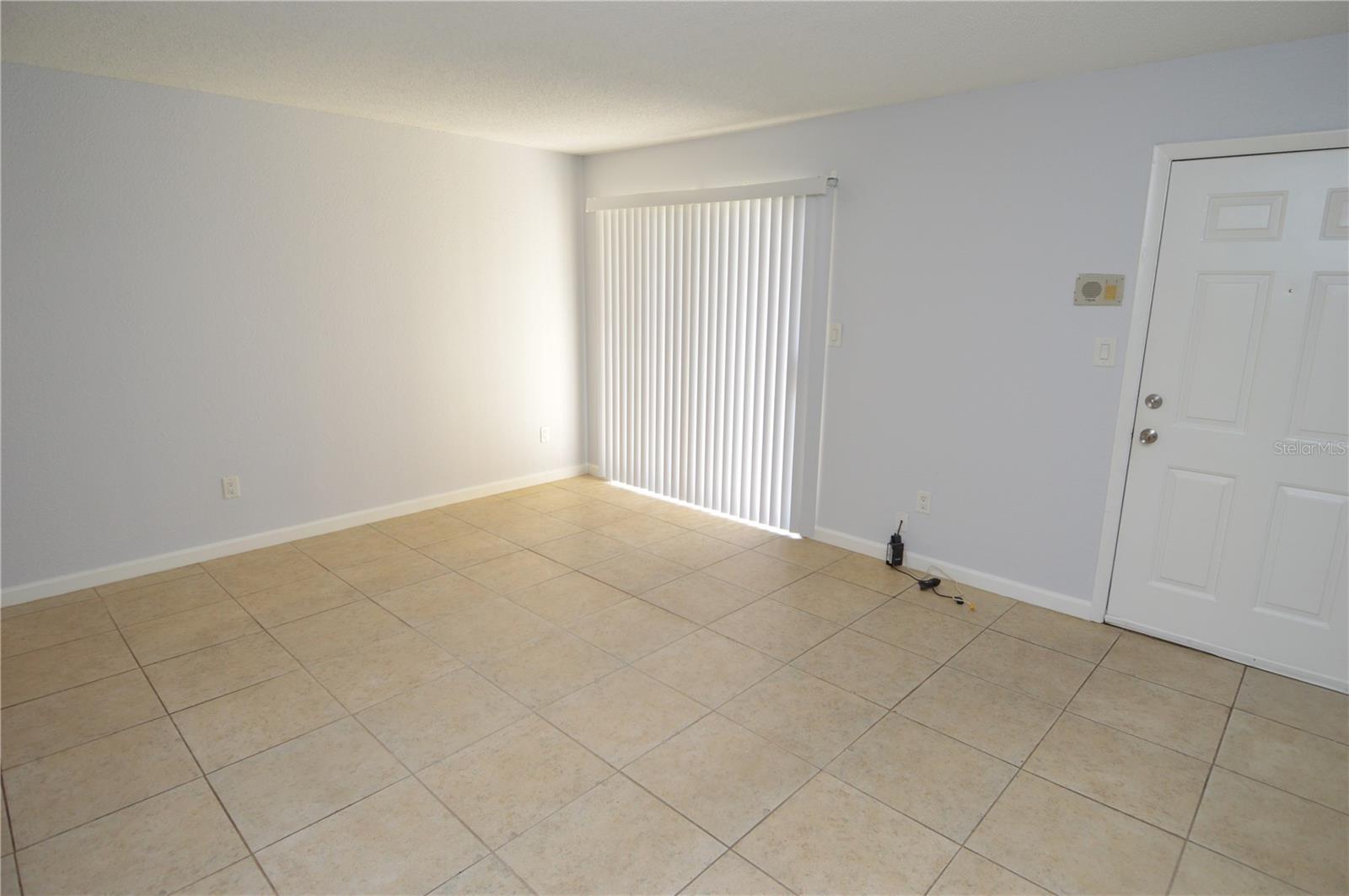 THE GRAND RESERVE CONDO - Residential Lease
