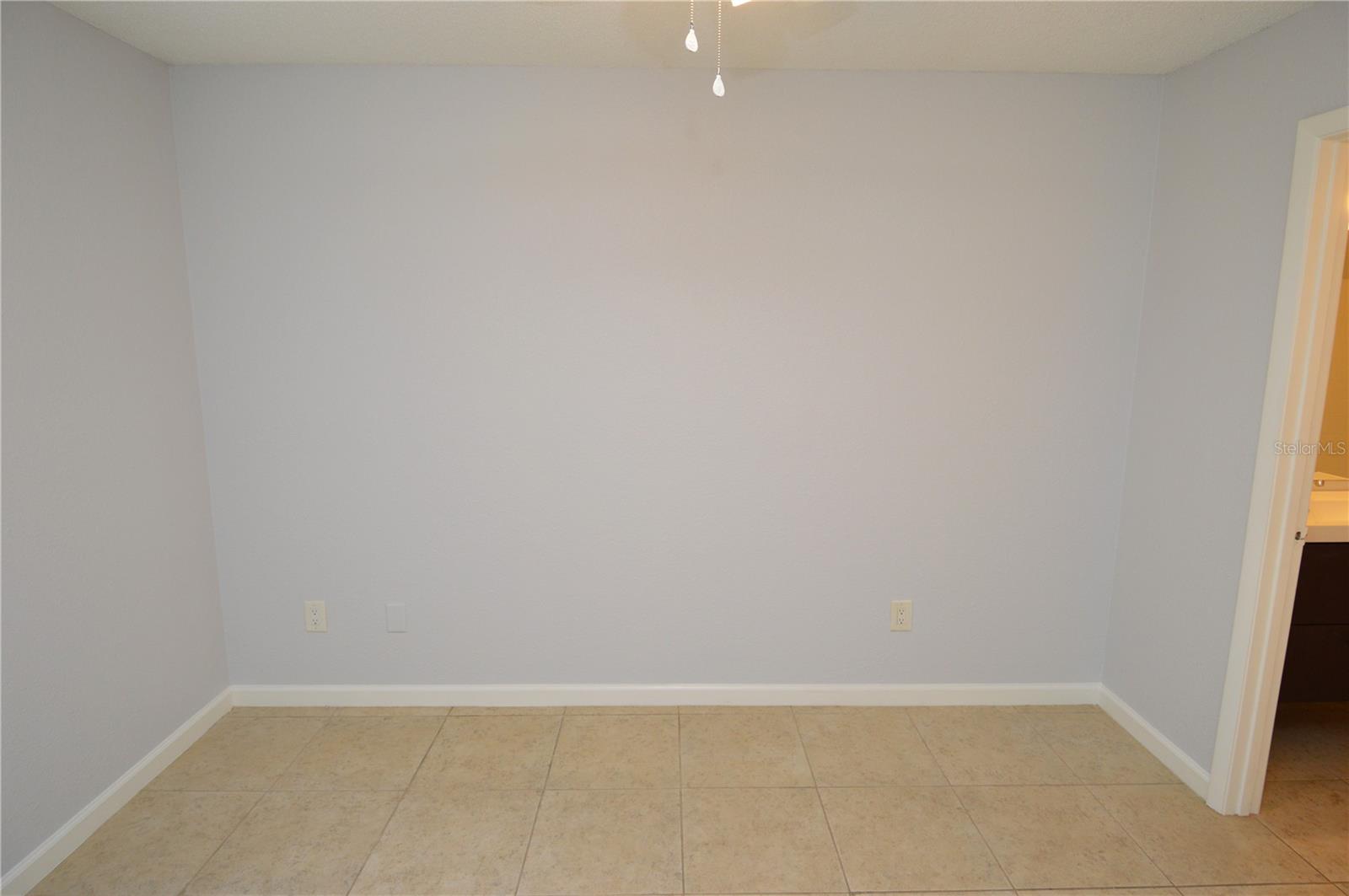 THE GRAND RESERVE CONDO - Residential Lease