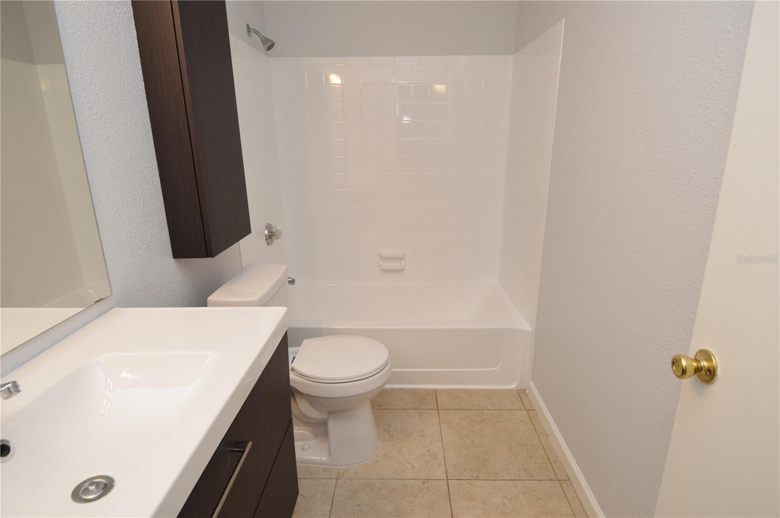 THE GRAND RESERVE CONDO - Residential Lease