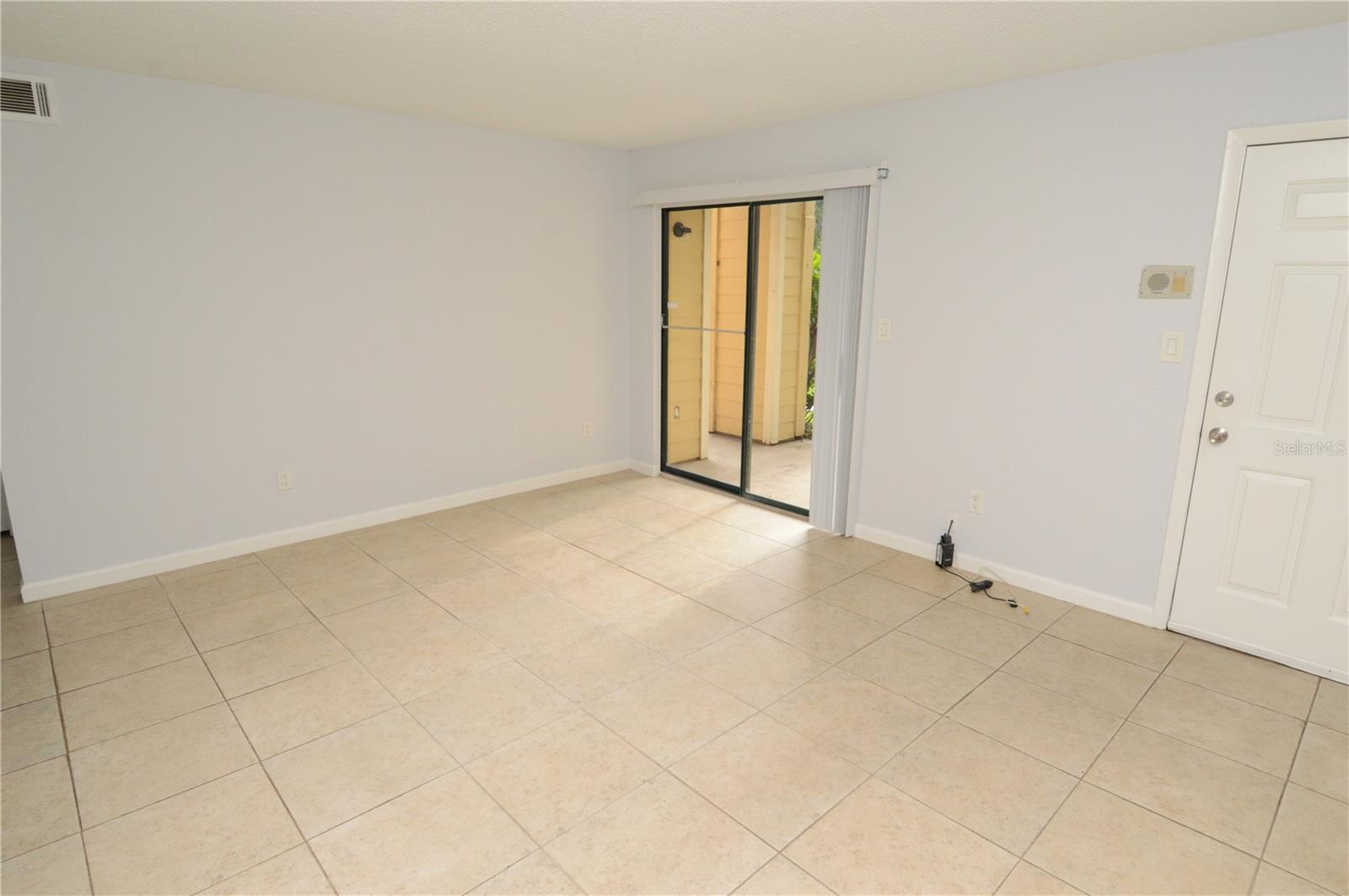 THE GRAND RESERVE CONDO - Residential Lease