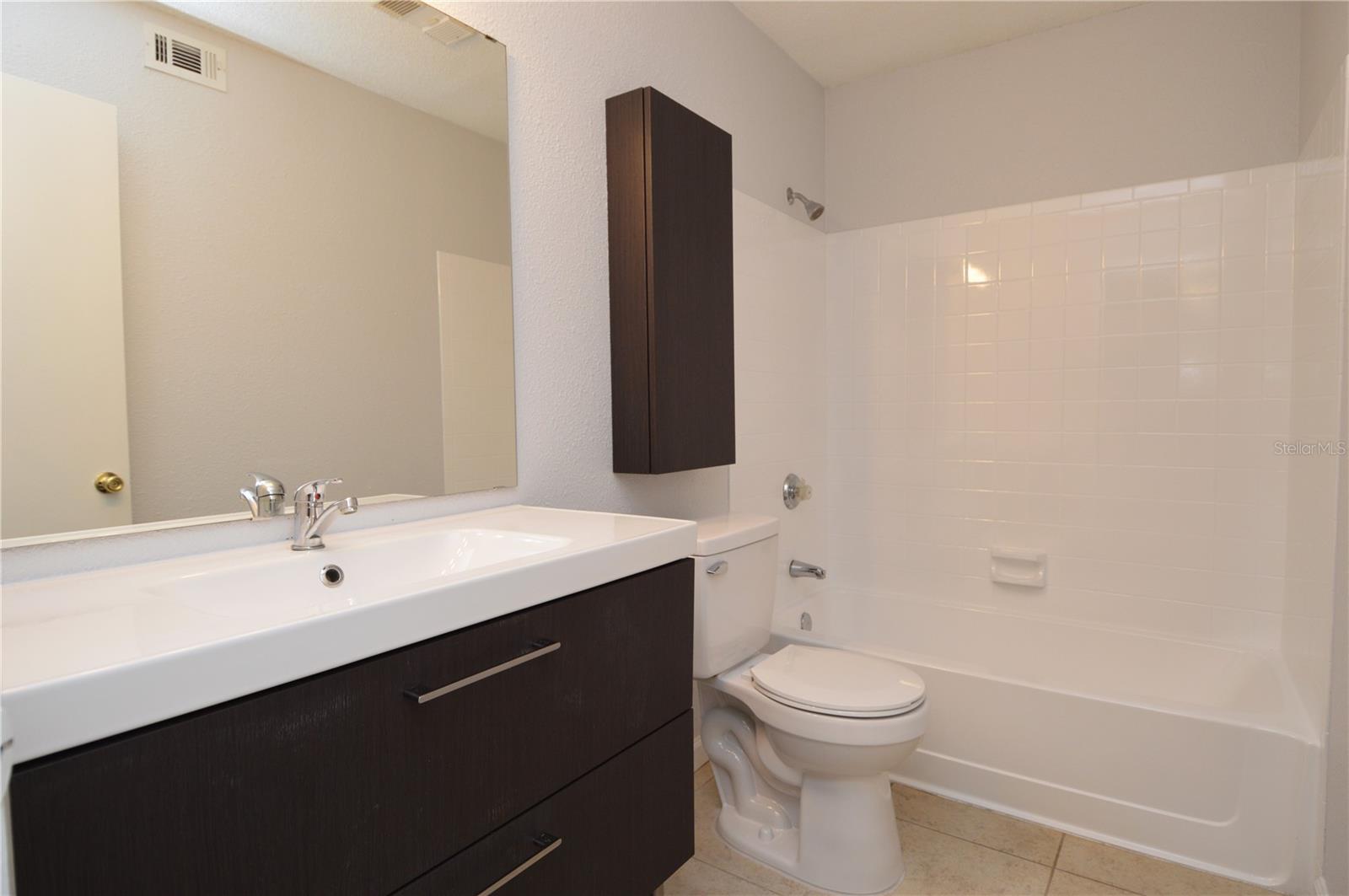 THE GRAND RESERVE CONDO - Residential Lease