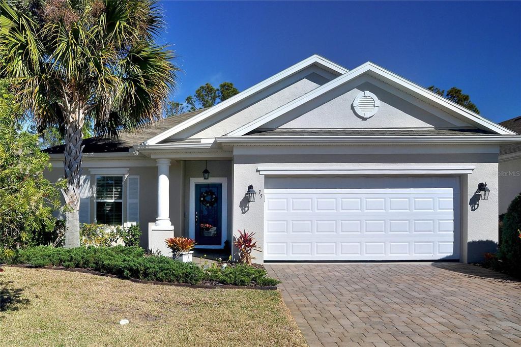 Photo of 35 Park Place Circle, Palm Coast, FL 32164 (MLS # FC315816)