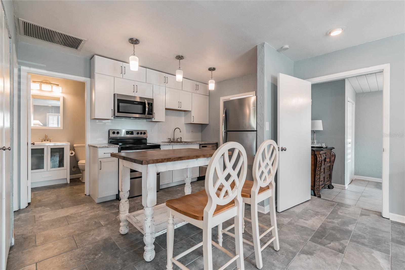 PARNELLS SUB UNIT 2 - Residential Lease