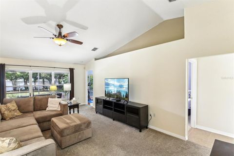 A home in LAKELAND