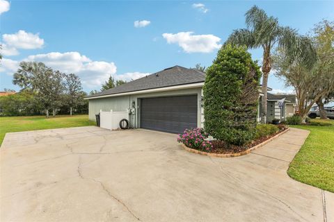 A home in LAKELAND
