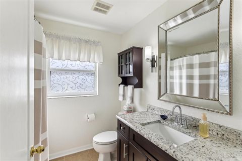 A home in LAKELAND