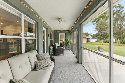 A home in LAKELAND