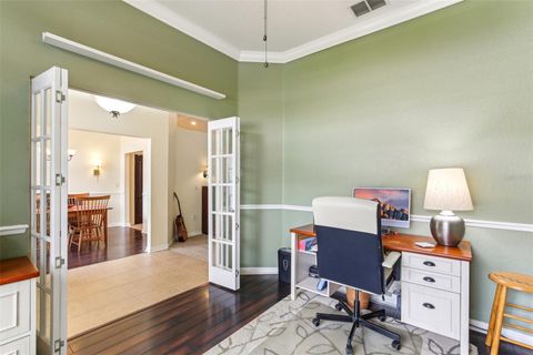 A home in LAKELAND