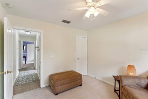 A home in LAKELAND