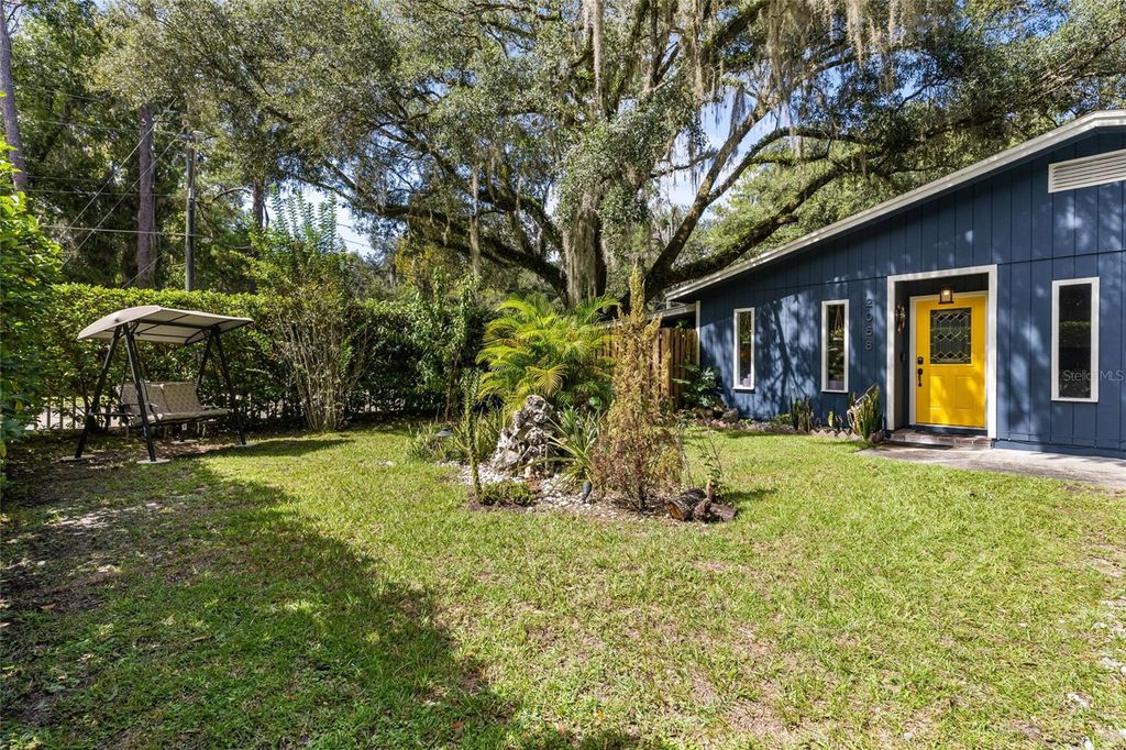 Photo of 2058 NW 31st Avenue, Gainesville, FL 32605 (MLS # GC534609)