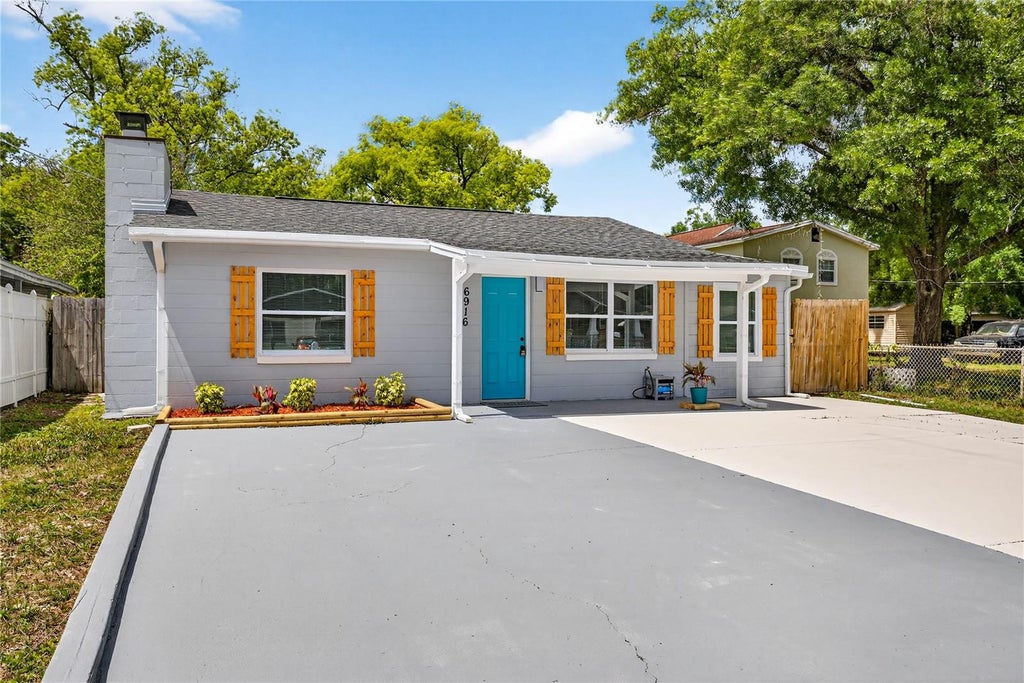 Photo of 6916 N Orleans Avenue, Tampa, FL 33604 (MLS # W7887711)