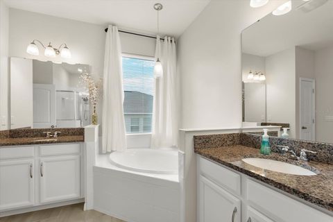 Tiny photo for 17906 Hither Hills Circle, Winter Garden, FL 34787 (MLS # O6371432)