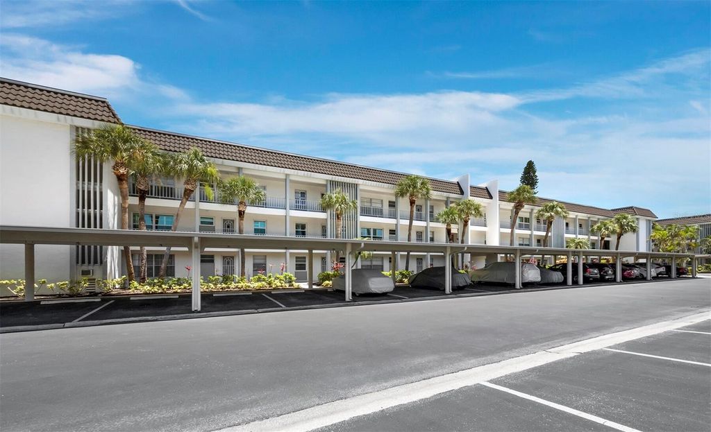 Photo of 4420 Exeter Drive #L303, Longboat Key, FL 34228 (MLS # A4657012)