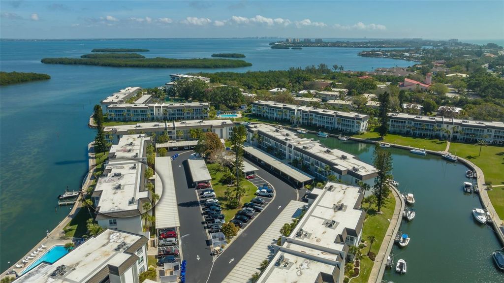 Photo of 4420 Exeter Drive #L303, Longboat Key, FL 34228 (MLS # A4657012)