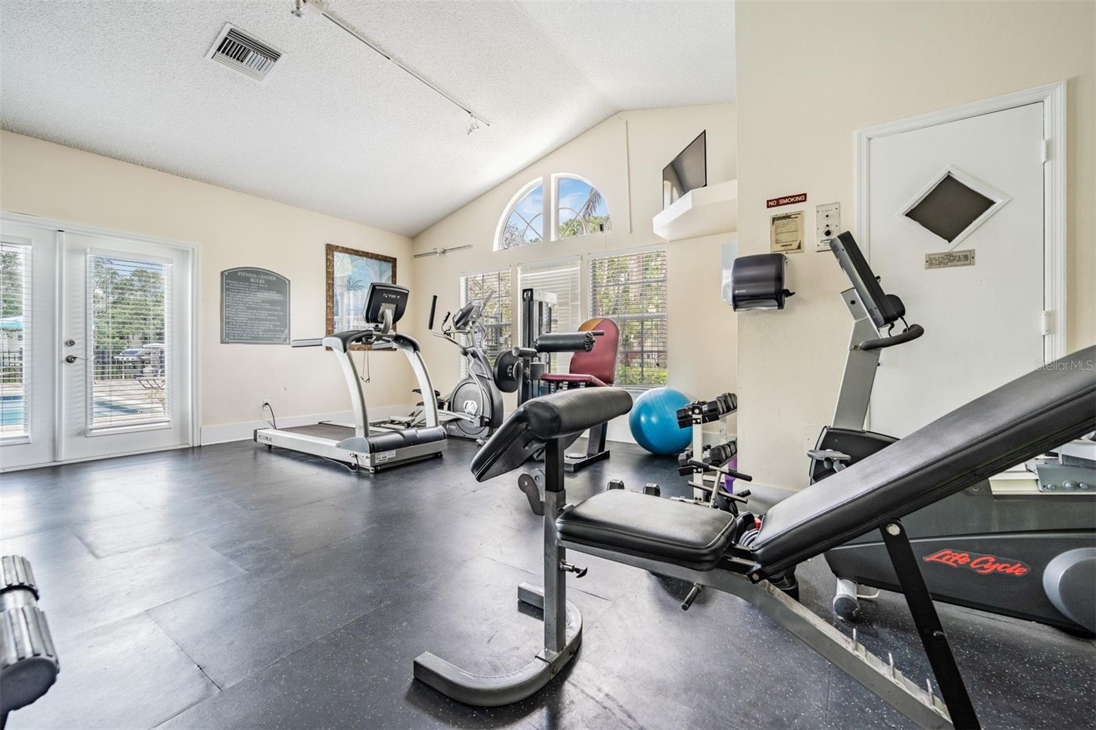 BENTLEY AT COBBS LANDING CONDO THE - Residential