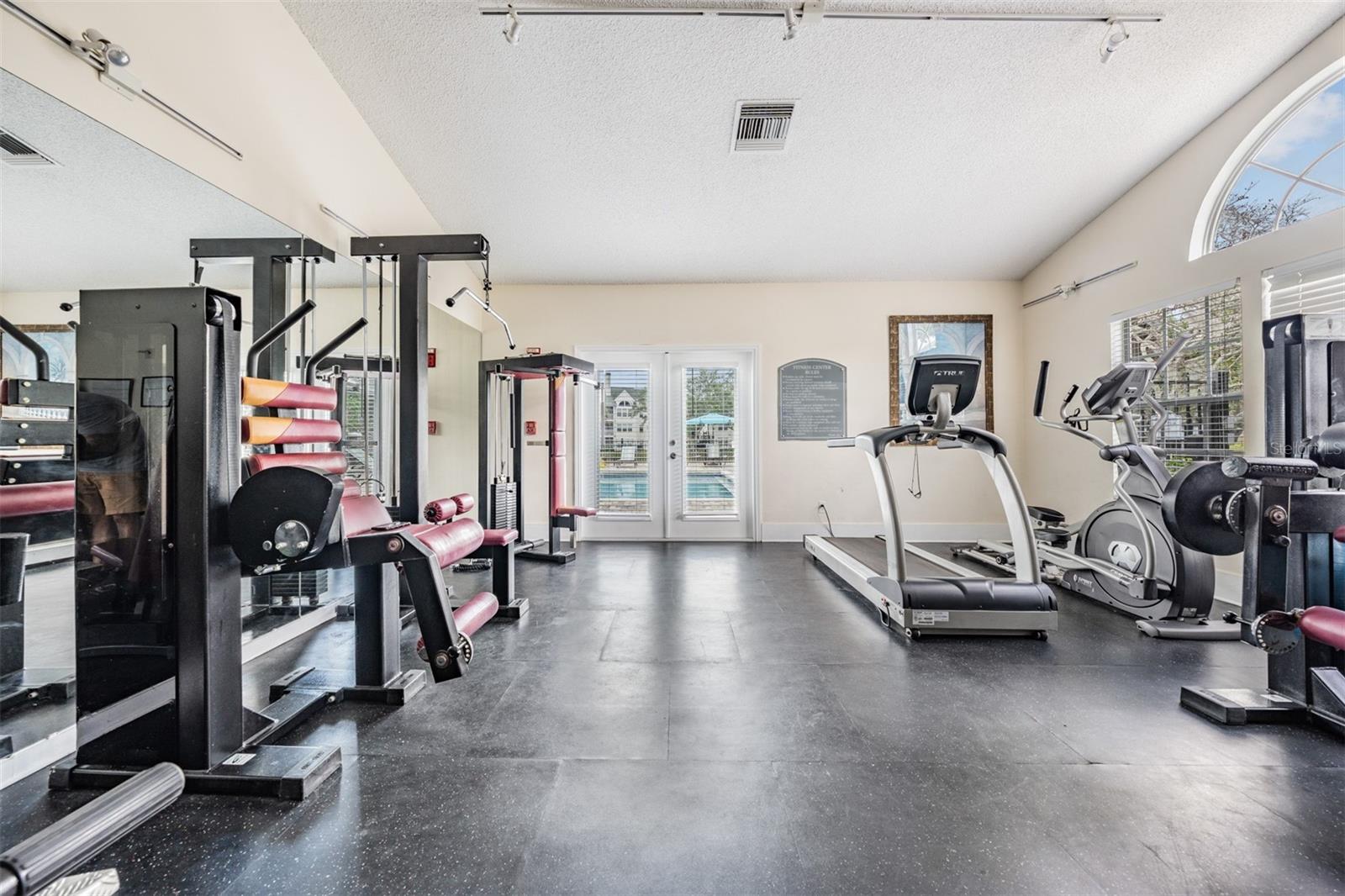 BENTLEY AT COBBS LANDING CONDO THE - Residential