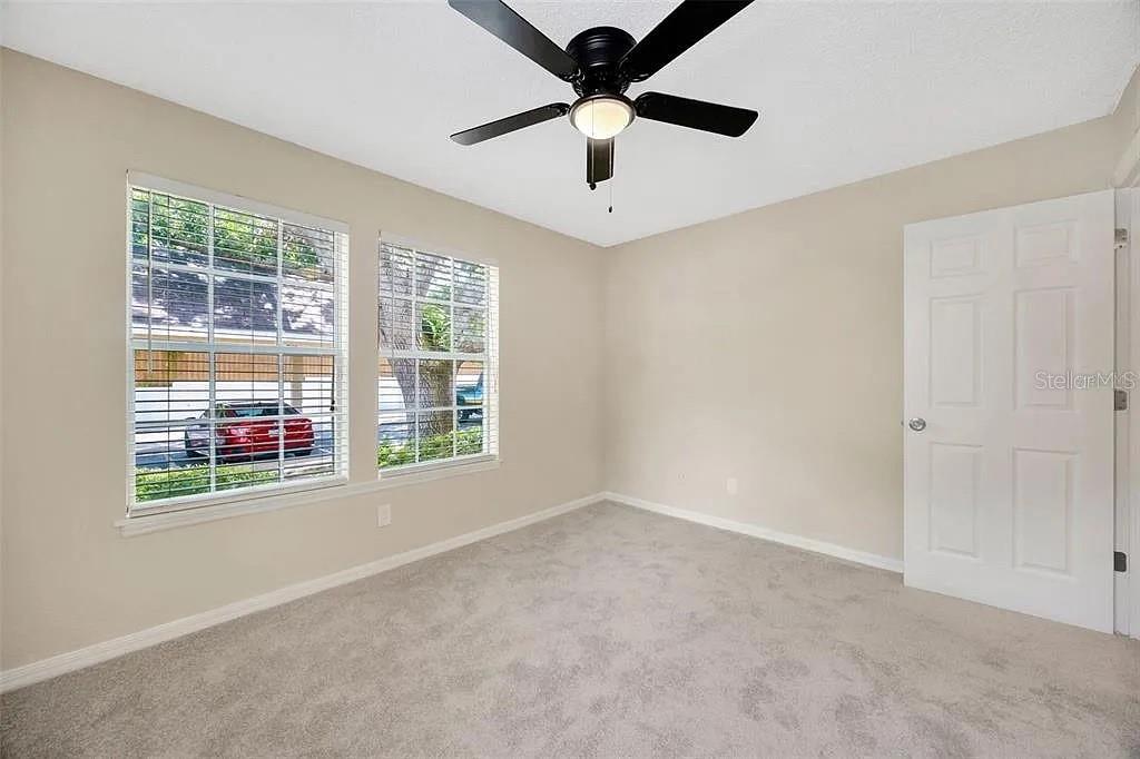 BENTLEY AT COBBS LANDING CONDO THE - Residential