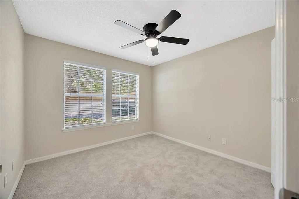 BENTLEY AT COBBS LANDING CONDO THE - Residential