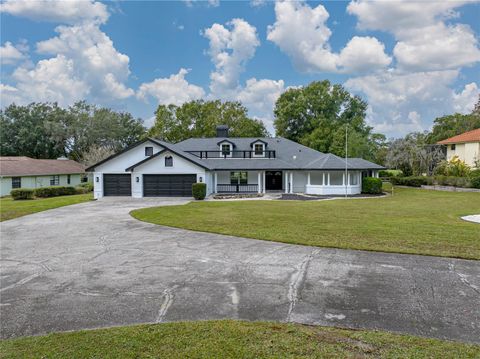 A home in WESLEY CHAPEL