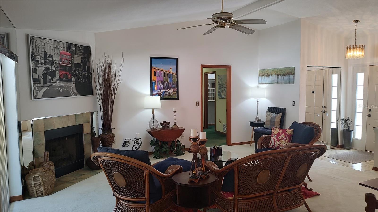 1077 WILLOW WOOD DRIVE