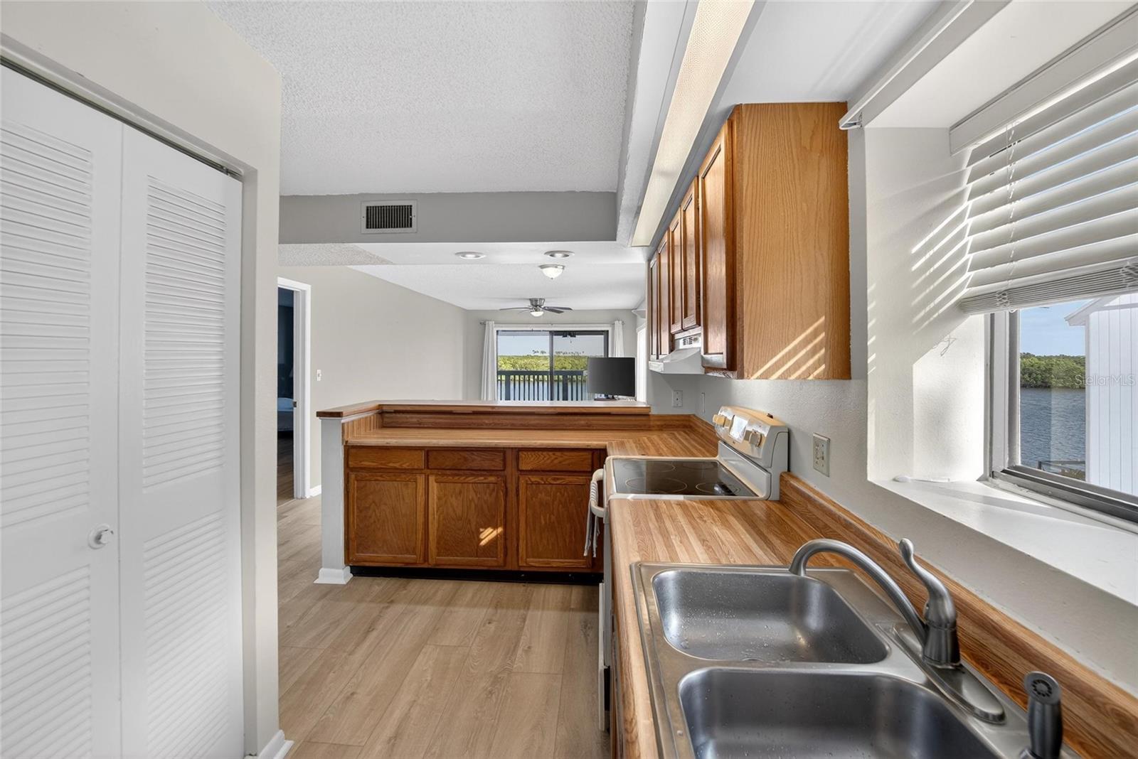 BAHIA DEL SOL A CONDO - Residential