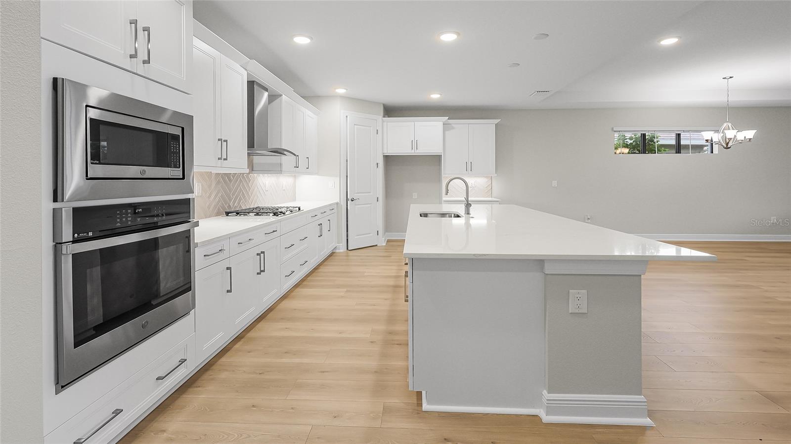 4994 FAIRHOPE CIRCLE