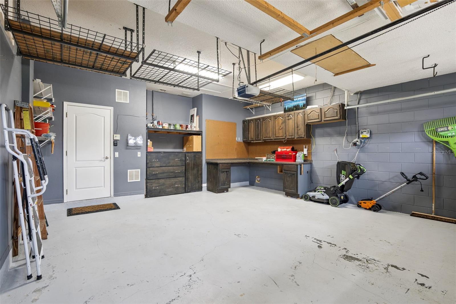 VILLAGES 02 AT EASTWOOD PH 02 - Residential