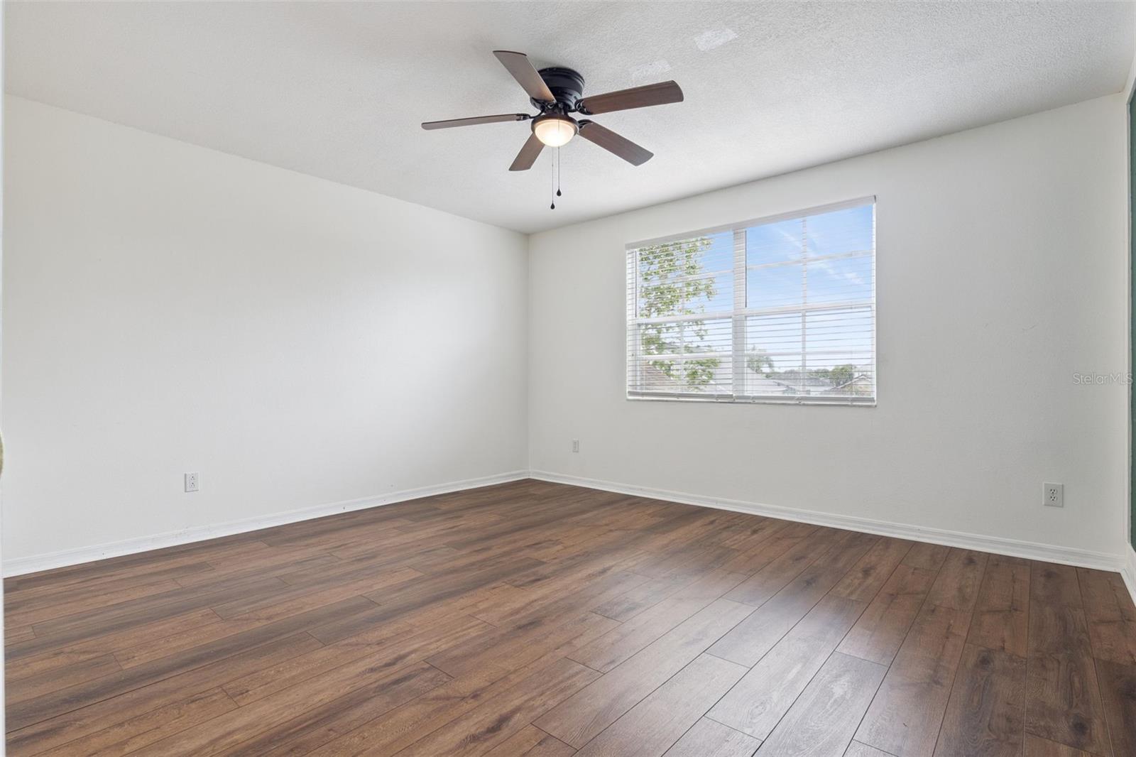 VILLAGES 02 AT EASTWOOD PH 02 - Residential