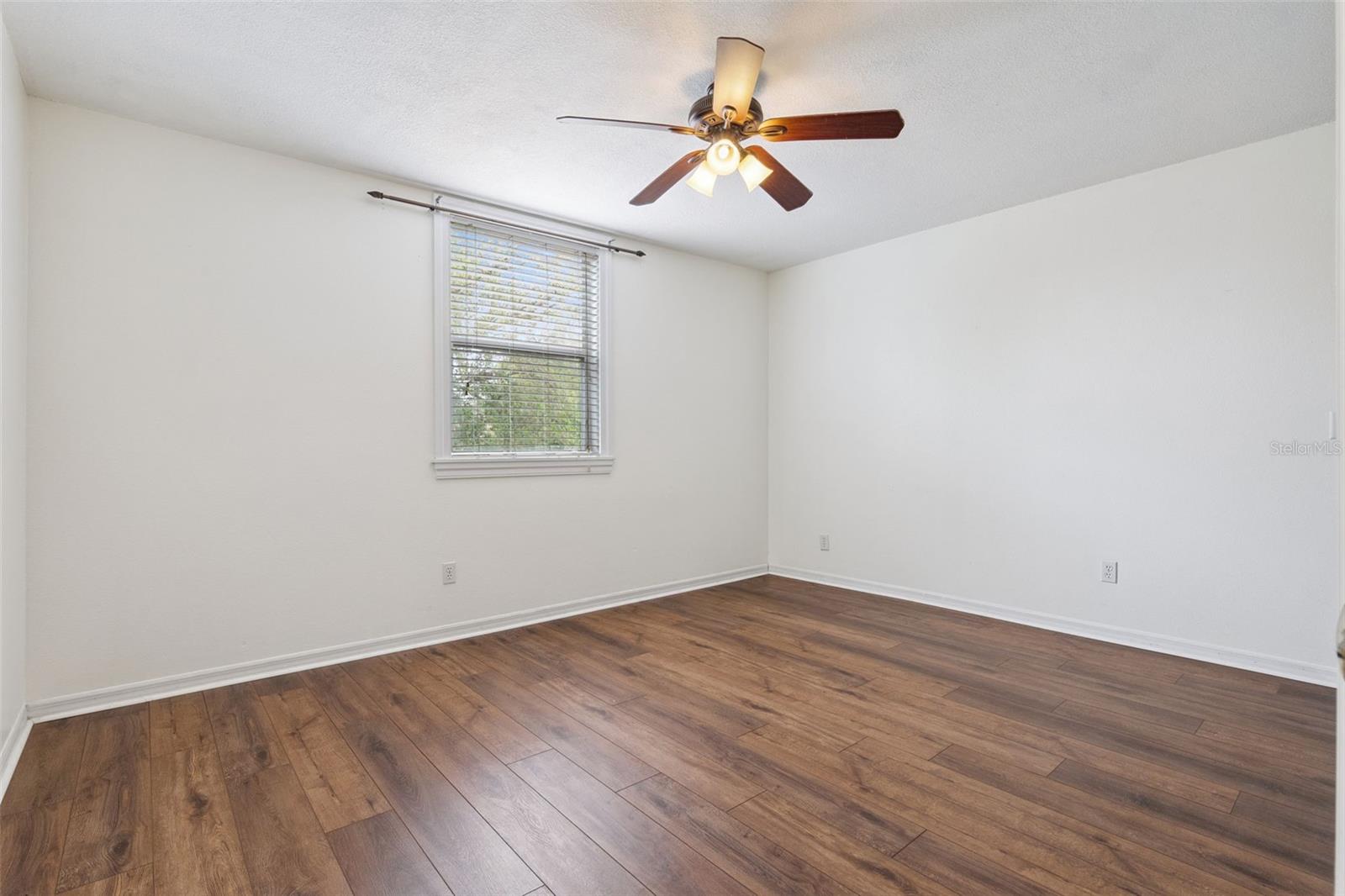 VILLAGES 02 AT EASTWOOD PH 02 - Residential