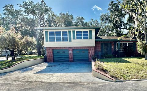 302 LUNA ROAD AUBURNDALE FL 33823